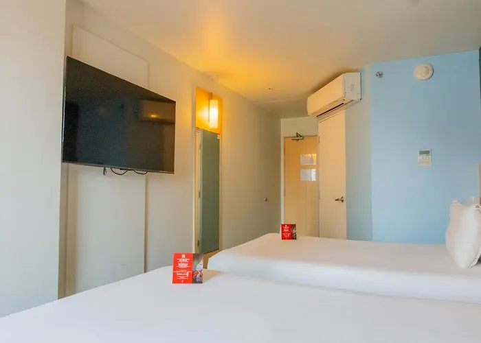 Hotel Ibis Alameda 3*