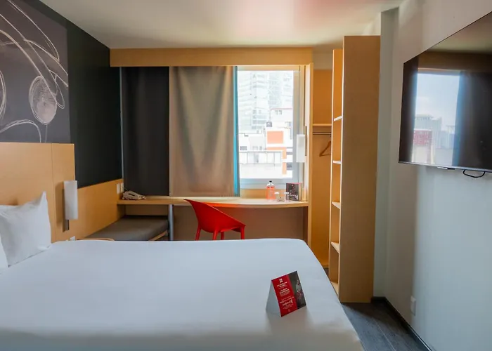 Ibis Alameda Hotel 3*
