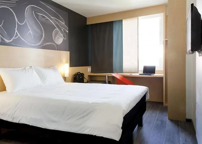 Ibis Alameda